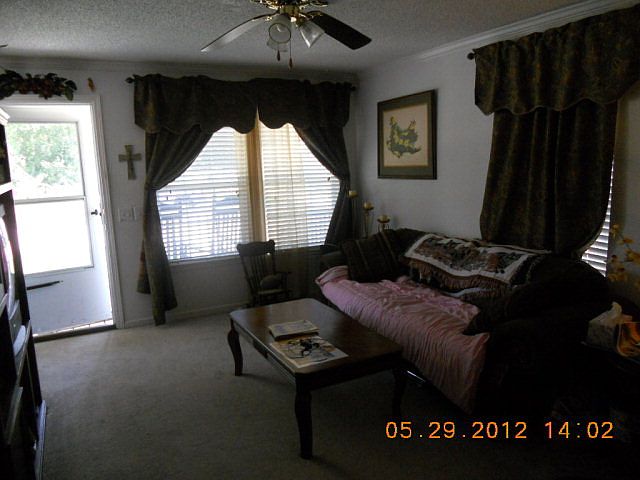 2nd image of 142 Charlotte St