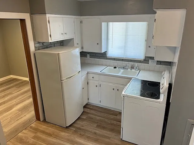 938 & 940 Nevin St #938 — Photo 9