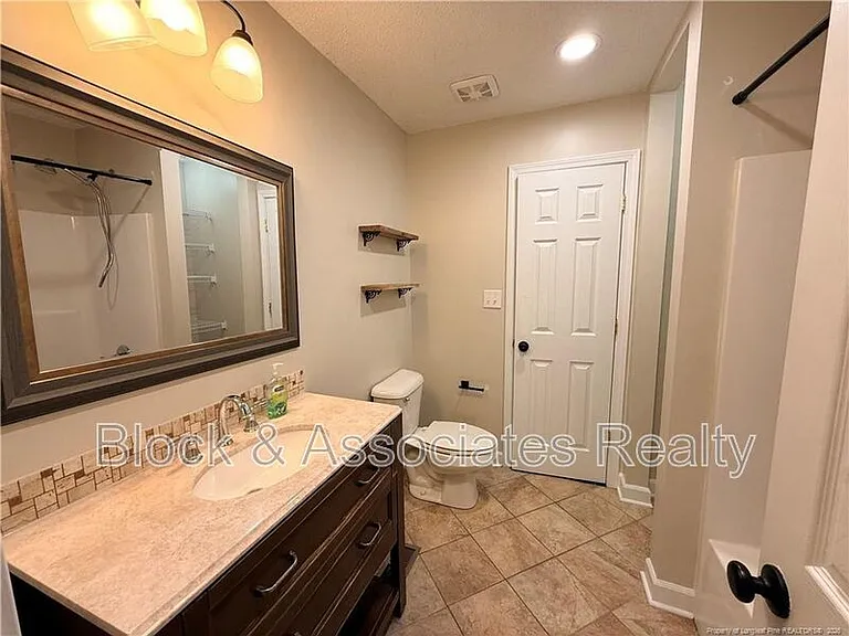 46 Shadow Dr — Photo 7