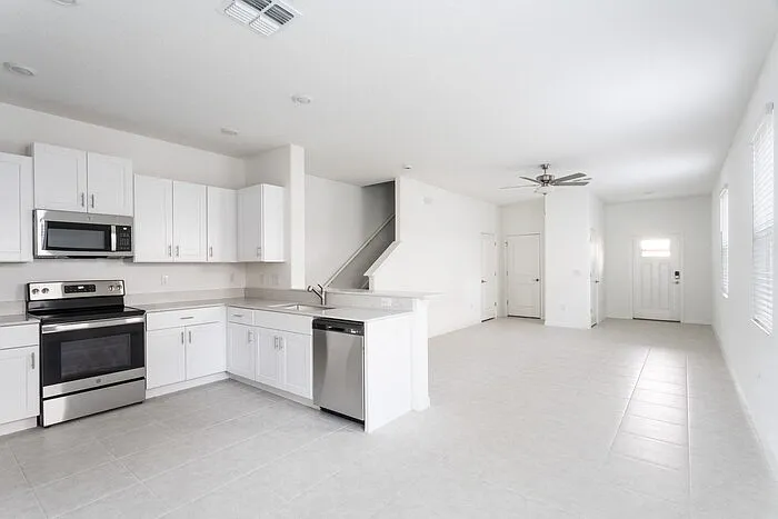37726 Leafside Ln — Photo 13