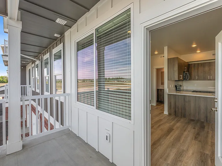 AERIE AT EAGLE — Photo 14