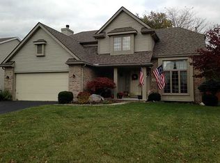 633 Hunters Run, Perrysburg, OH 43551