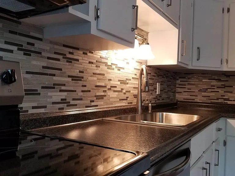 39 Jeffrey Dr #B — Photo 3