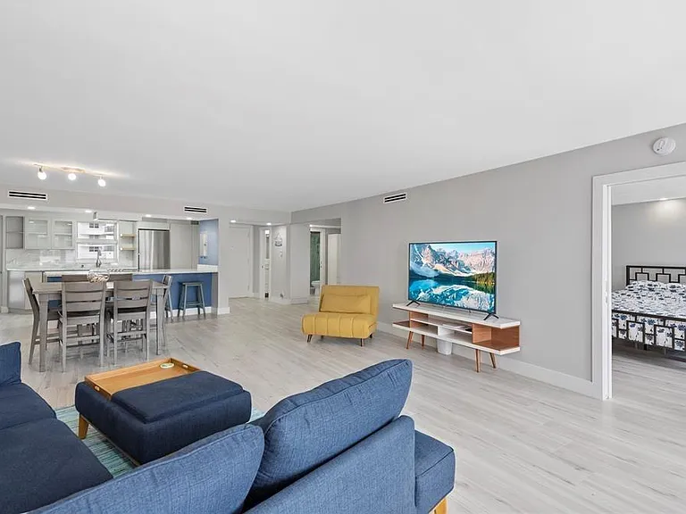 4100 Galt Ocean Dr #1004 — Photo 16