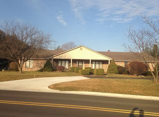 100 W Angela Ct, Salem, IN 47167