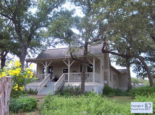1963 County Rd, Stockdale, TX 78160