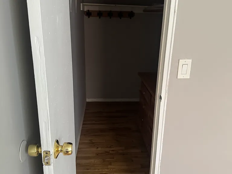 318 W Jersey St #6 — Photo 9