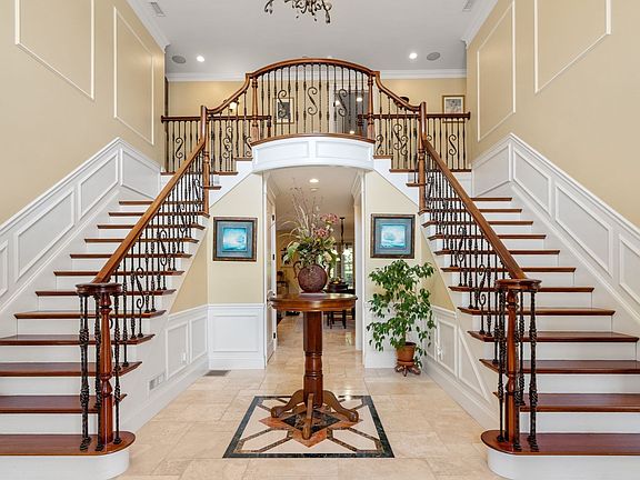 4th image of 50 Opal Cir