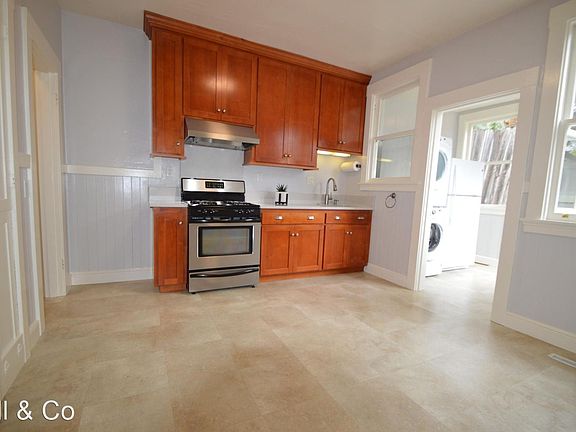 2nd image of 1143 Kansas St