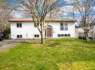 4 Veterans Ave, Dartmouth, NS B2W3E3