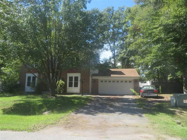 1825 Oak Dr, Waldorf, MD 20601