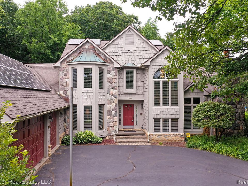 1st image of 7660 Deerhill Dr