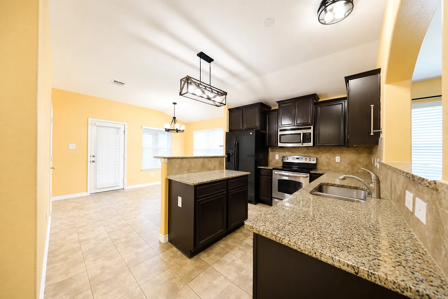 4915 Lions Gate Ln, Killeen — Photo 4