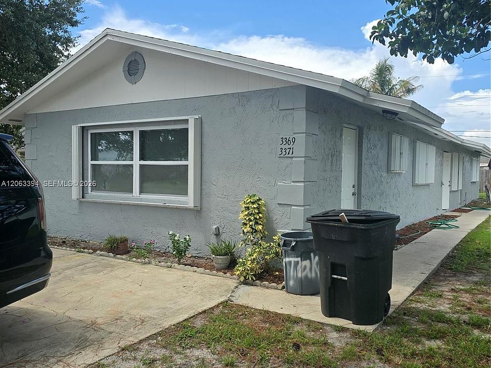 1st image of 3369 SE Fairmont St #3369