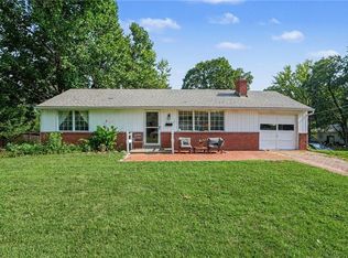 10214 W 56th St, Merriam, KS 66203