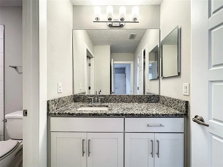 3715 W Wisconsin Ave #3 — Photo 42