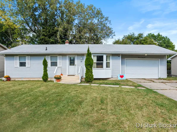 1325 Ravanna Ave SE, Grand Rapids, MI 49508