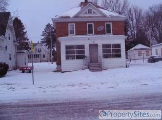 219 E 3rd Ave, Stanley, WI 54768