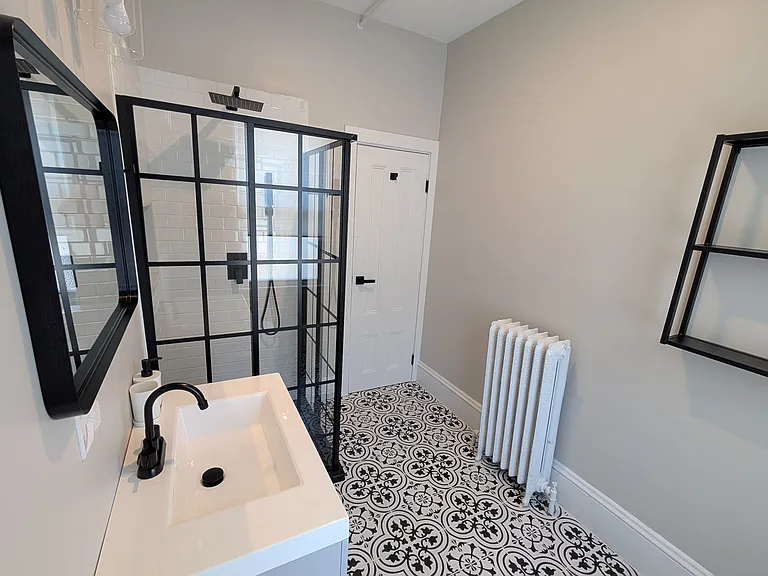 48 Flint St #2 — Photo 6