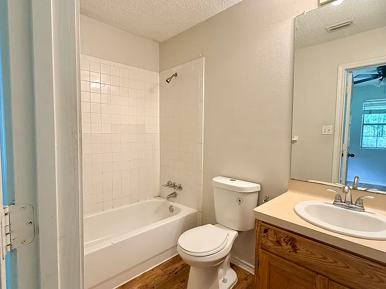 10395 W Lakeshore Dr — Photo 8