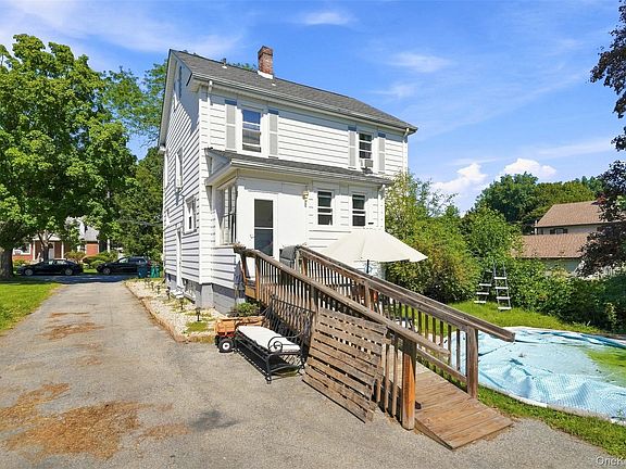 3rd image of 116 E Cedar Street