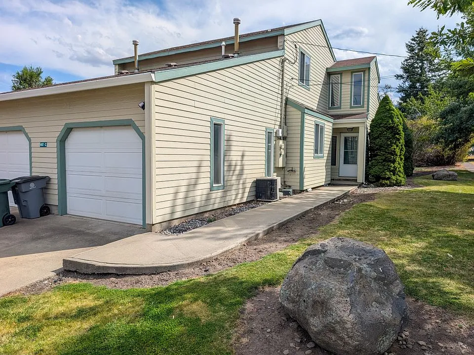 802 C Ave
