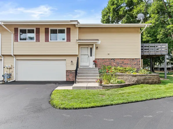 11123 Xavier Cir, Bloomington, MN 55437