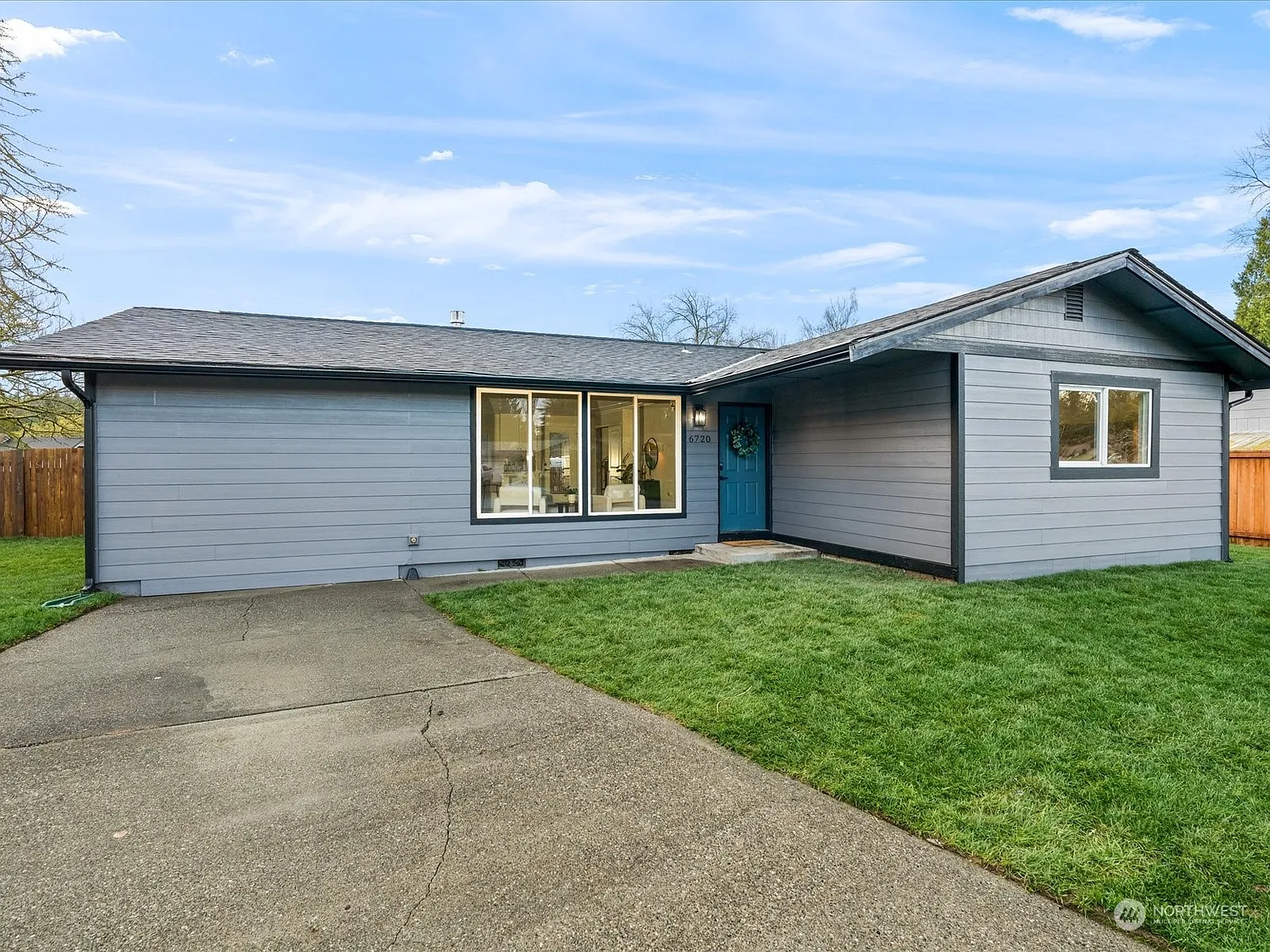 6720 19th Drive NE photo 1