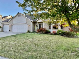 9101 Olmston Dr, Fort Wayne, IN