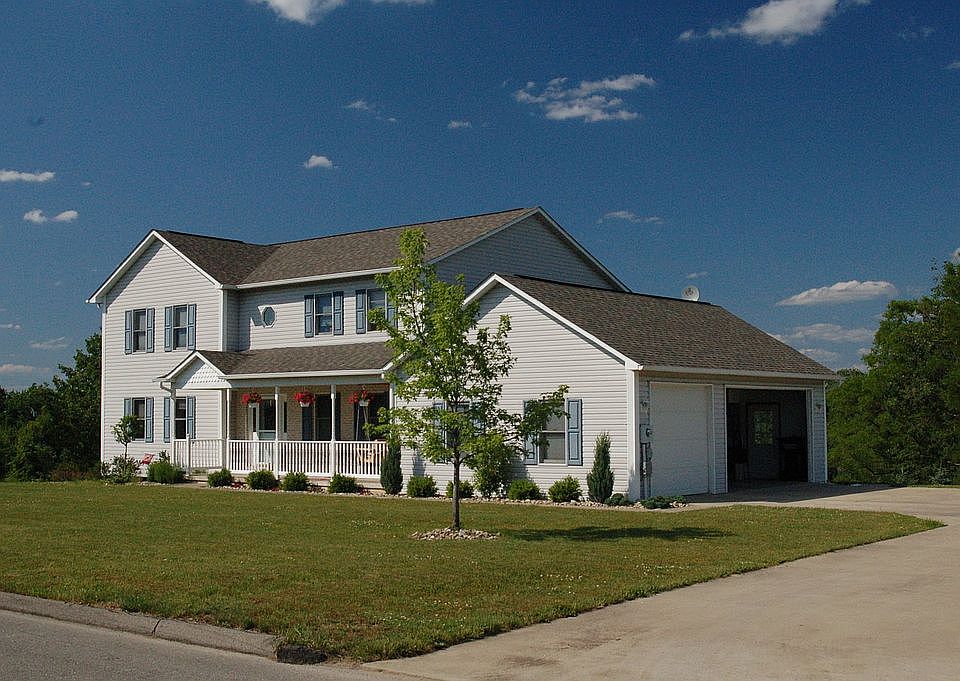 2nd image of 427 Tippin Dr