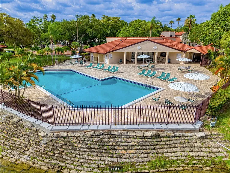 9151 W Sunrise Blvd — Photo 31