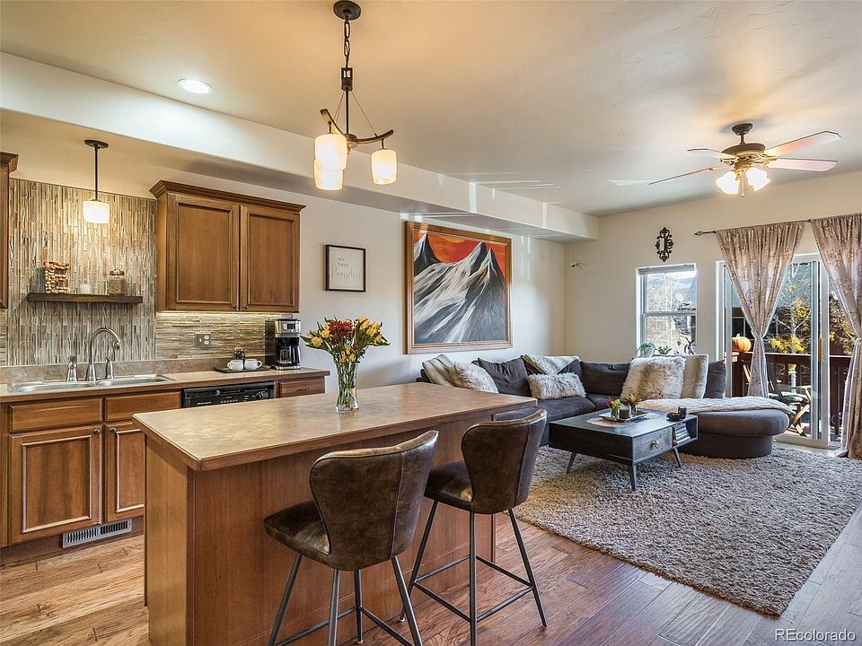 1st image of 2385 Abbey Ct #2
