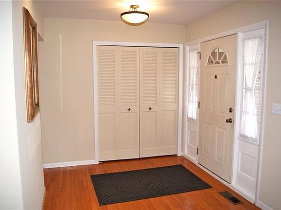 4th image of 3331 Tacoma Cir