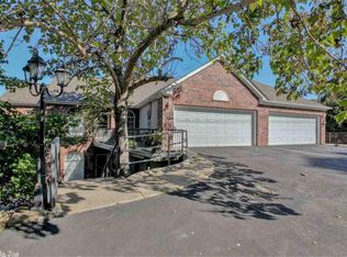 102 Waterfront Dr, Hot Springs, AR 71913