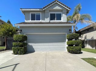 413 Rolling Oak Dr, Vacaville, CA