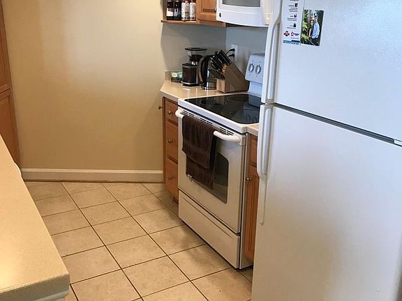 4th image of 3901 Fairfax Dr