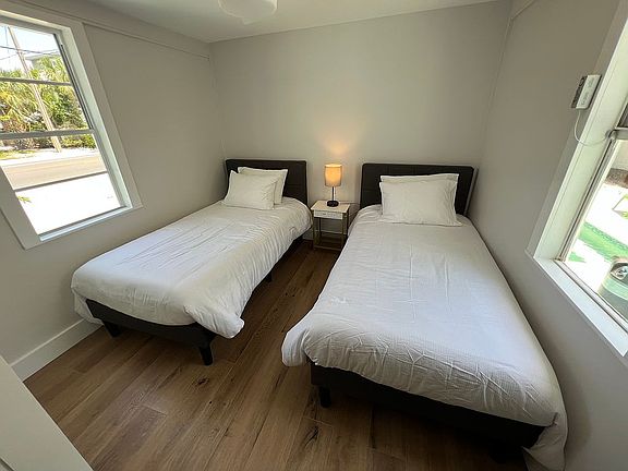 4th image of 9206 Gulf Dr