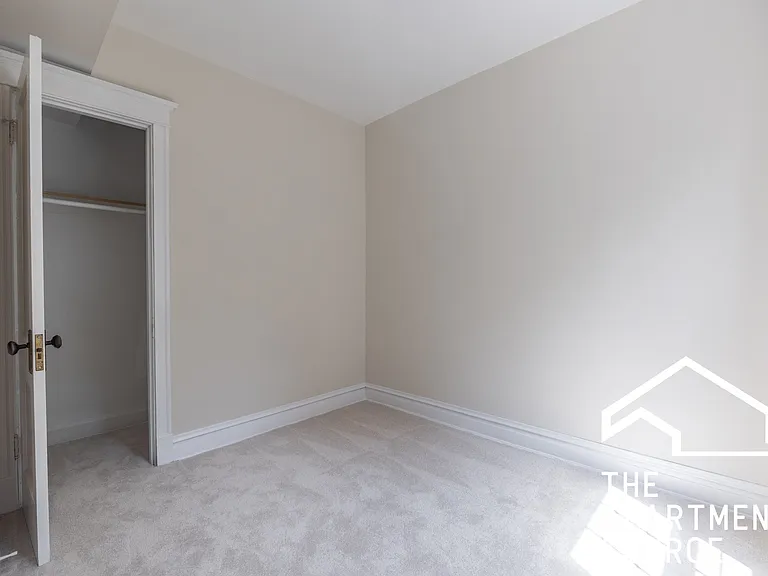 2110 N Avers Ave #G — Photo 13