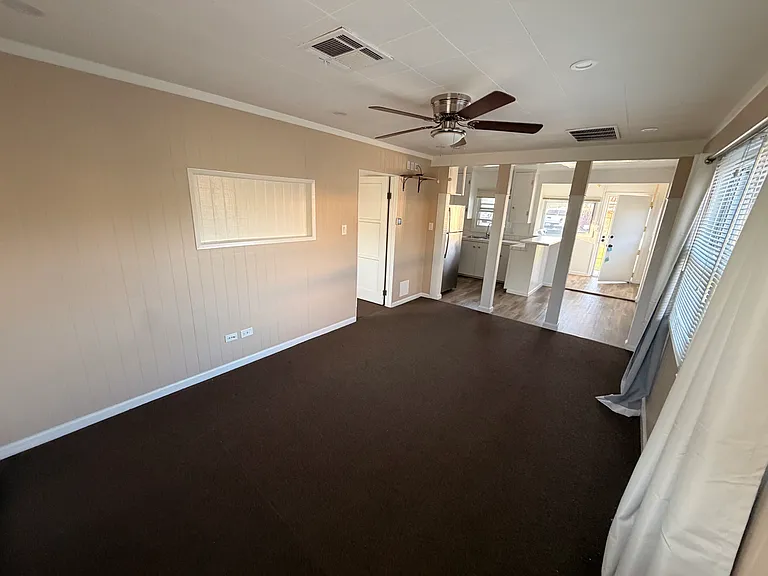 116 W Elm St #115 — Photo 5