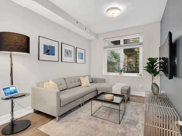 200 S 2nd St APT 1A, Brooklyn, NY 11211