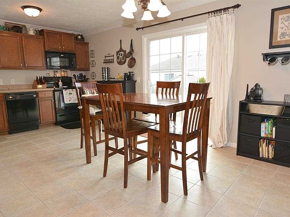 5th image of 4635 Erinwood Ct