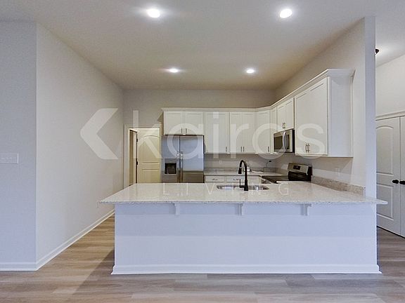 4th image of 11576 Regal St