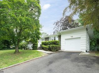 55 Franklyn Pl, Springfield, NJ 07081