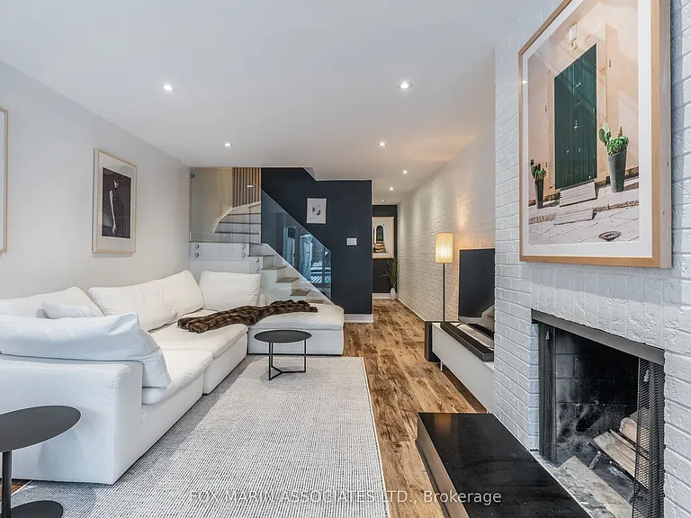 61 McGill St — Photo 43