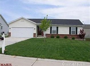 350 Condor Dr, Winfield, MO 63389