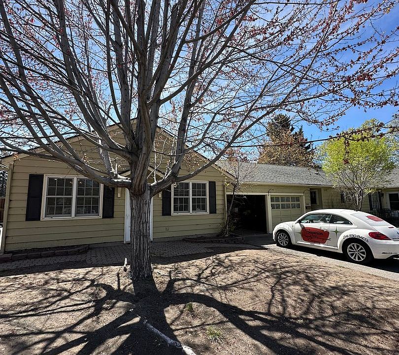 1st image of 245 NW Tumalo Ave #B