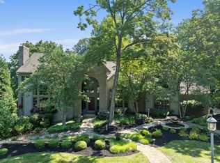 1960 Edenderry Dr, Fort Wright, KY 41017