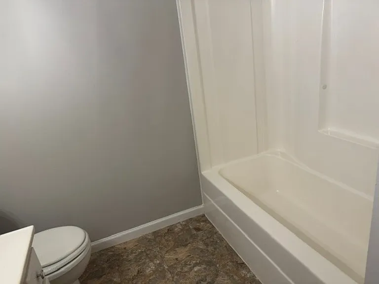 126 Marshland Ln — Photo 24