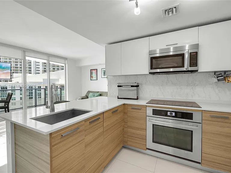 1300 Brickell Bay Dr #2411 — Photo 3