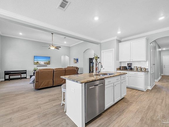 5th image of 487 Coastal Breeze Dr